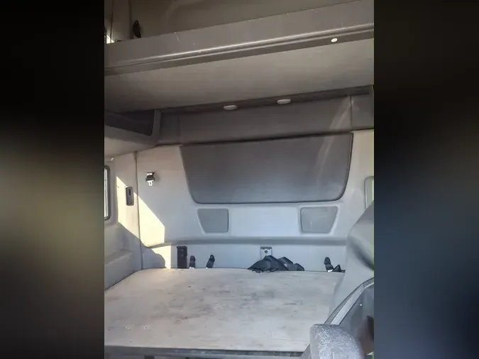 2019 NAVISTAR INTERNATIONAL LT625 SLPR CAB