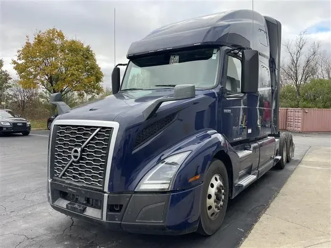 2021 VOLVO VNL760cc53ec6cd5f4582b5b48f34413b85e38