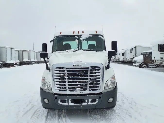 2019 FREIGHTLINER/MERCEDES CASCADIA 113