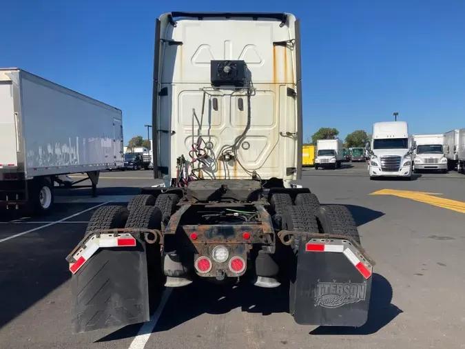 2020 FREIGHTLINER/MERCEDES CASCADIA 125