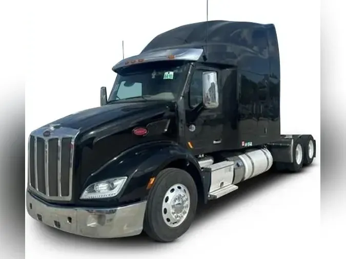 2022 Peterbilt 579cc59d55a7973aa71b2af301024f54064