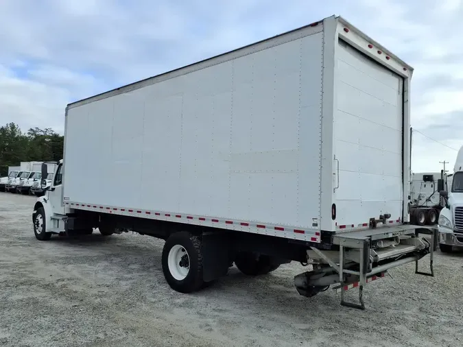 2018 FREIGHTLINER M2 106