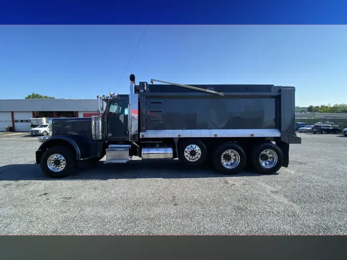 2018 Peterbilt 389