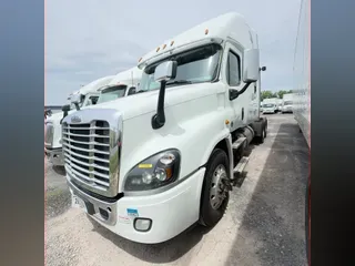 2017 FREIGHTLINER/MERCEDES CASCADIA 125