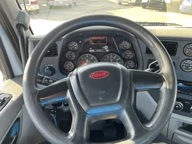 2020 Peterbilt 579