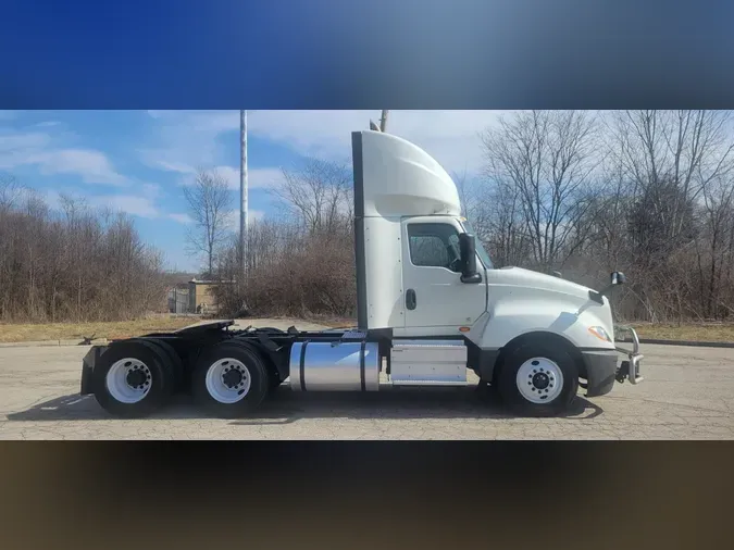 2021 International LT625