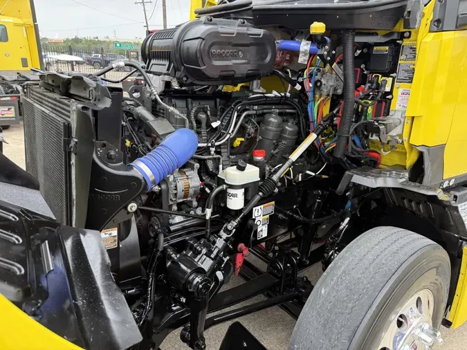 2023 Kenworth T680