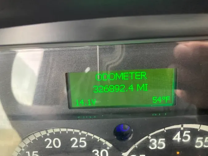 2019 FREIGHTLINER/MERCEDES M2 106