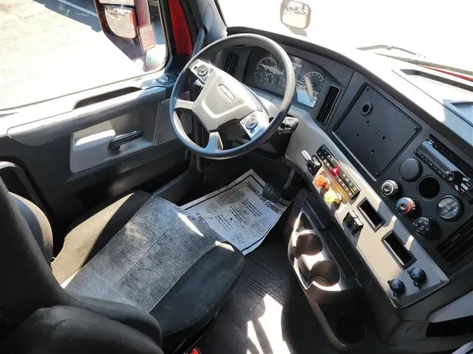 2020 FREIGHTLINER CA116cc72b186ad075a04bb3cfcafc123cc3e