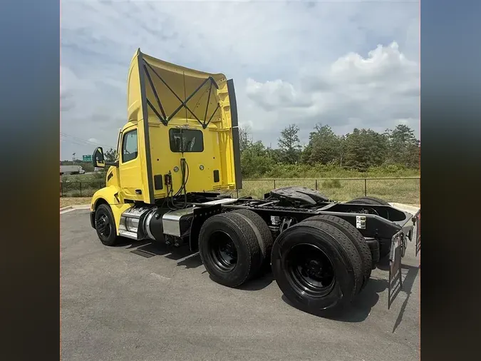 2023 PETERBILT 579