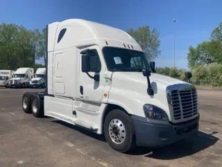 2018 FREIGHTLINER X12564ST