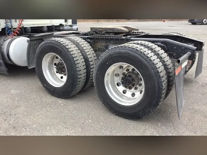 2020 Freightliner Cascadia 126