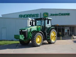 2019 John Deere 8270R