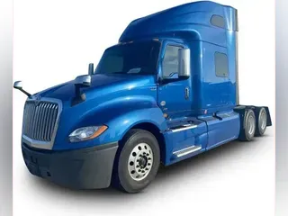 2019 International LT625