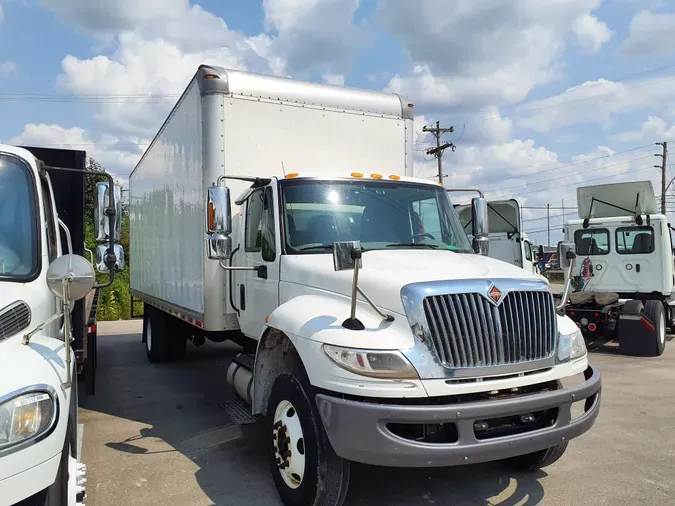 2019 NAVISTAR INTERNATIONAL 4300