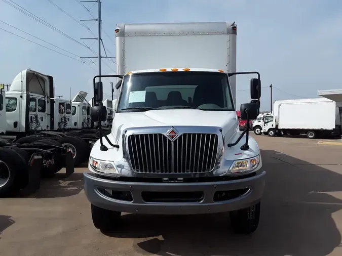 2019 NAVISTAR INTERNATIONAL 4300