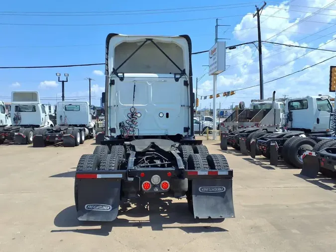 2022 FREIGHTLINER/MERCEDES NEW CASCADIA PX12664