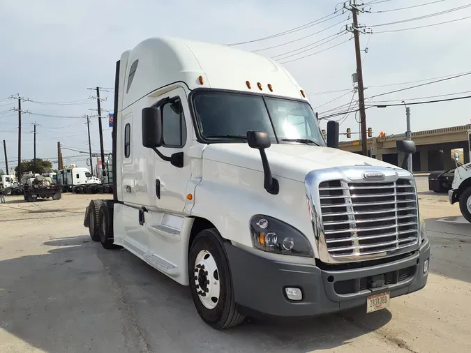 2019 FREIGHTLINER/MERCEDES CASCADIA 125