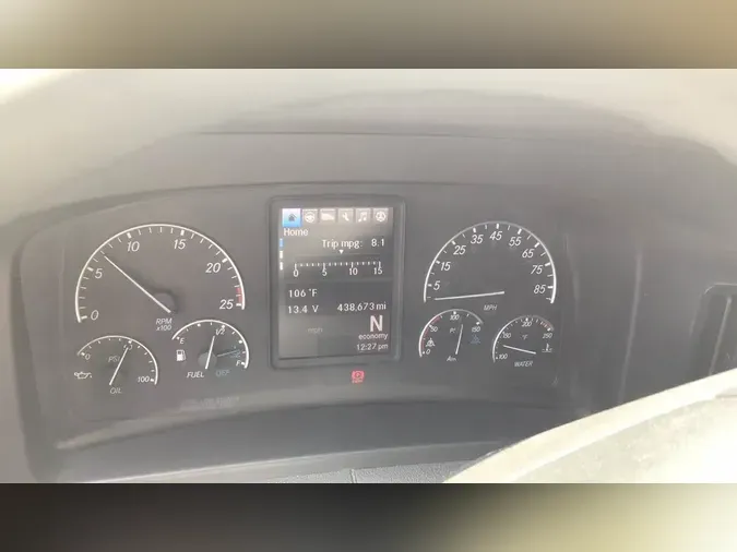 2025 Freightliner Cascadia 126