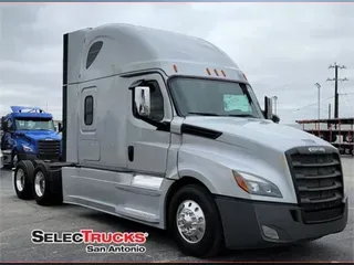2018 Freightliner CASCADIA 126
