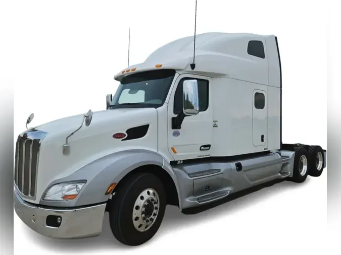 2022 Peterbilt 579cc8969d1b439a2124eadb64471a6623a
