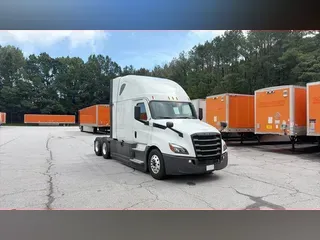 2023 Freightliner Cascadia 126