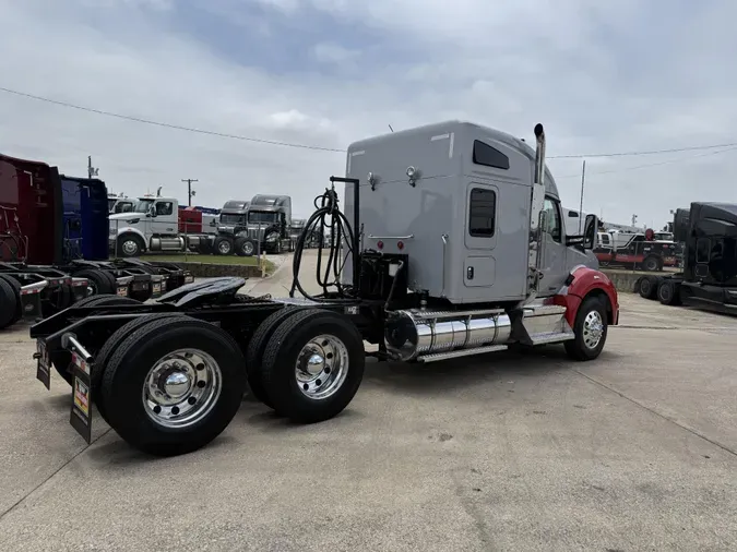 2019 Kenworth T880