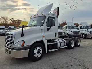 2016 FREIGHTLINER/MERCEDES CASCADIA 125