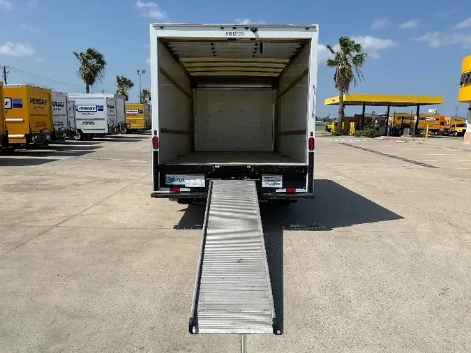 2019 GMC G33903