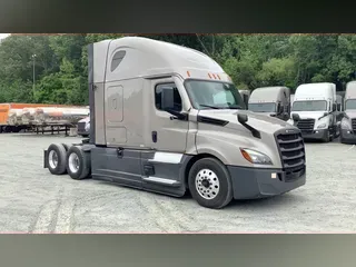 2022 Freightliner Cascadia