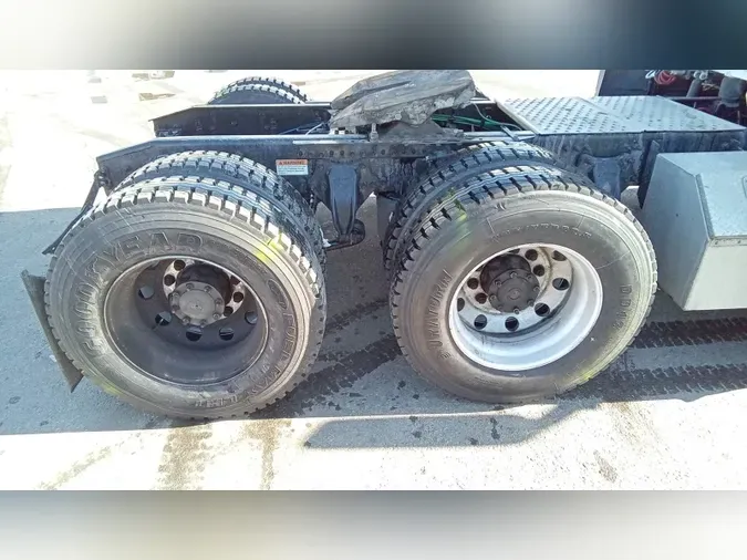 2022 Freightliner Cascadia 126