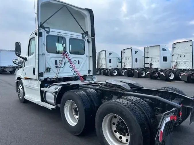 2020 FREIGHTLINER/MERCEDES NEW CASCADIA PX12664