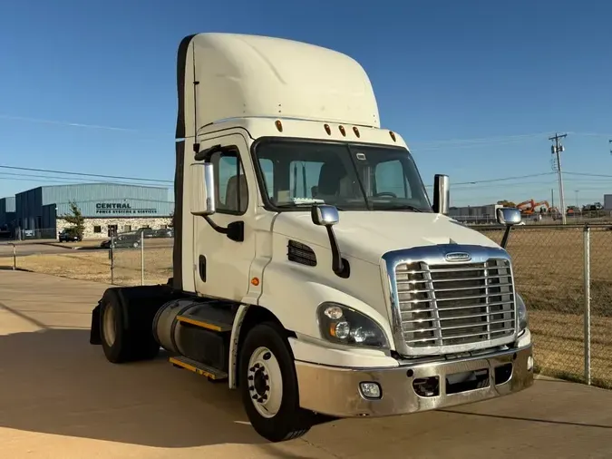 2017 FREIGHTLINER/MERCEDES CASCADIA 113cc9aa9cbcdb7565dd57852bd32fd8c05