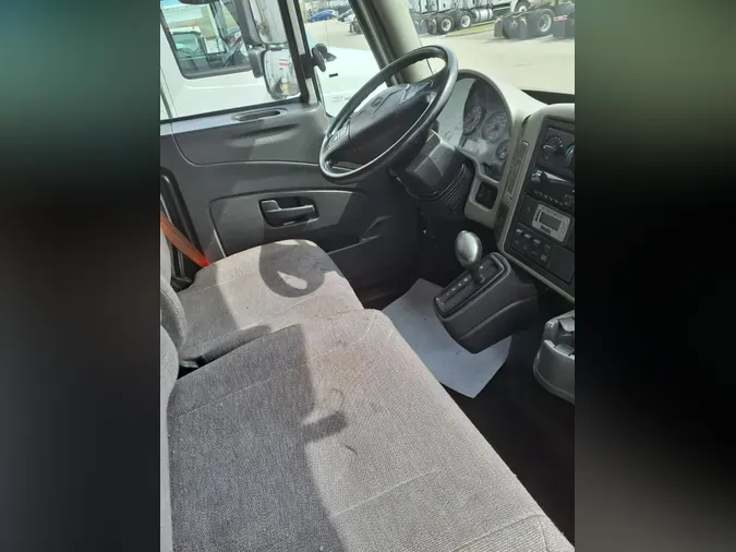 2018 NAVISTAR INTERNATIONAL 4300