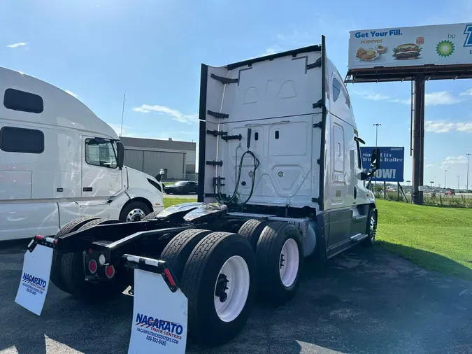 2019 FREIGHTLINER CASCADIA