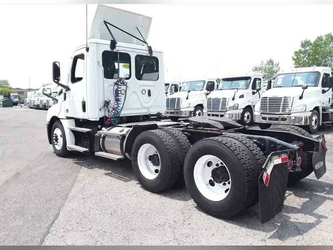 2021 FREIGHTLINER NEW CASCADIA PX12664