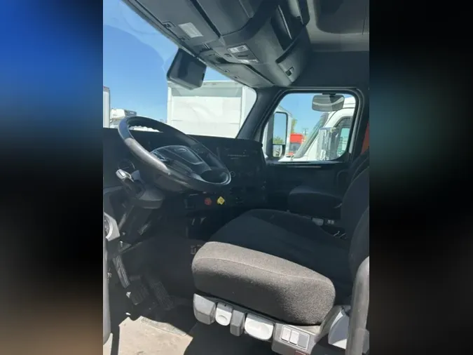 2023 FREIGHTLINER/MERCEDES NEW CASCADIA PX12664