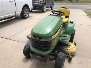 2007 John Deere X324