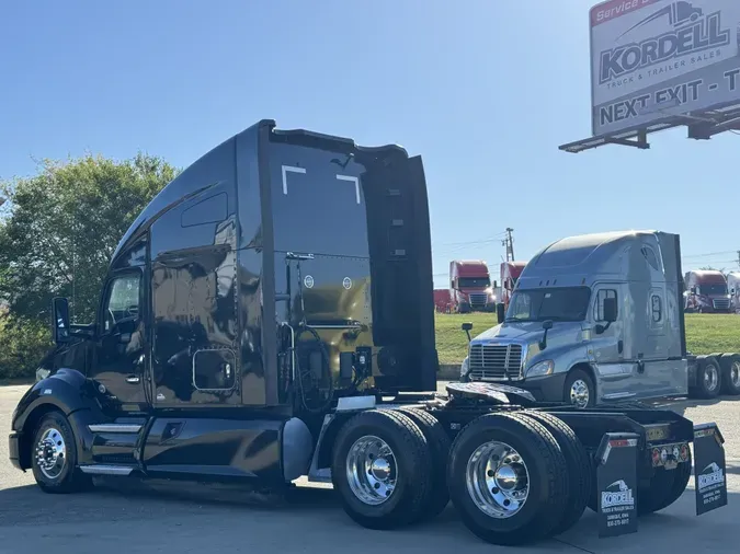 2022 KENWORTH T680