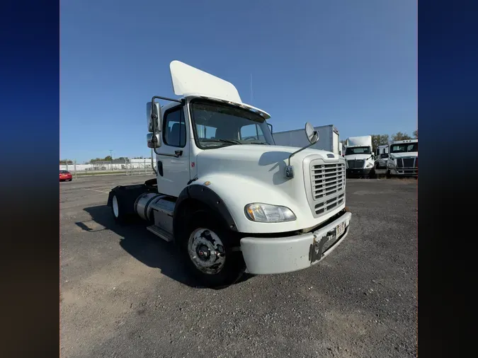 2017 FREIGHTLINER/MERCEDES M2-112