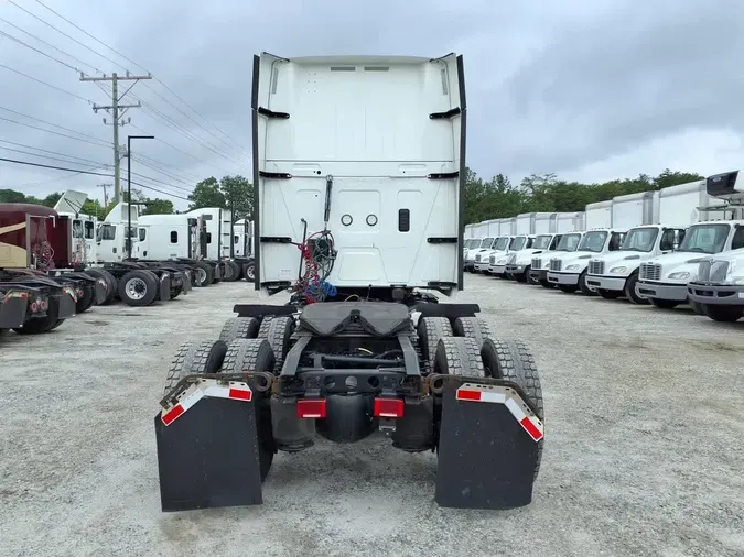 2020 NAVISTAR INTERNATIONAL LT625 SLPR CAB