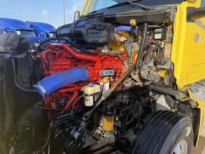 2023 Peterbilt 579ccc04f290246b404db6687334ef64843