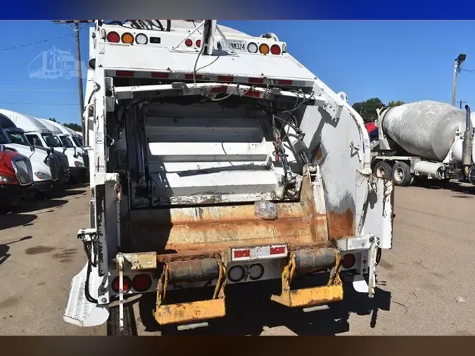 2020 HINO 338