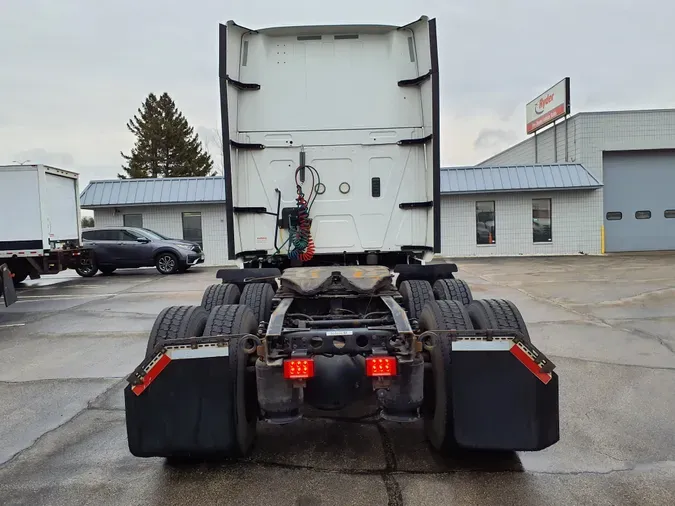 2019 NAVISTAR INTERNATIONAL LT625 SLPR CAB