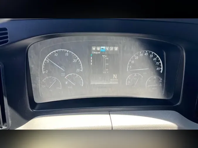 2019 FREIGHTLINER CA126