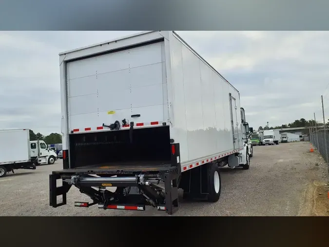 2020 FREIGHTLINER/MERCEDES M2 106