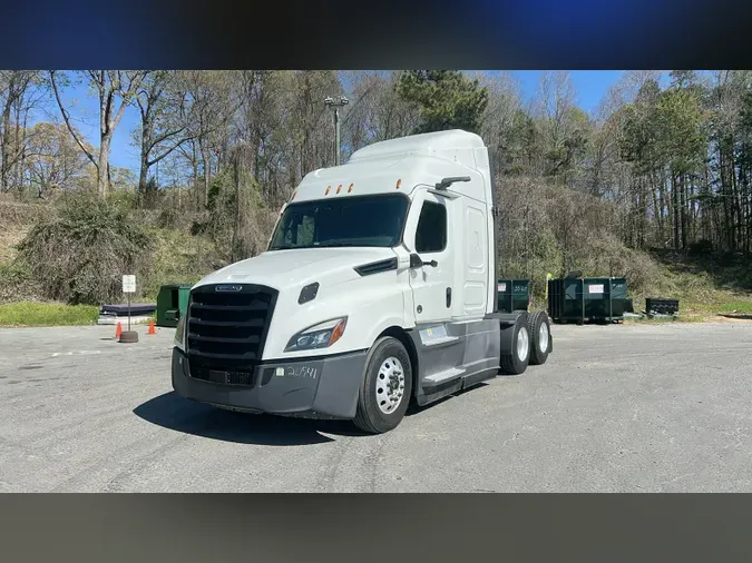 2022 Freightliner Cascadia 126