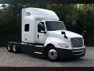 2019 INT LT625 6x4