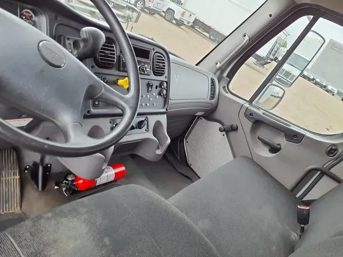 2019 FREIGHTLINER/MERCEDES M2 106