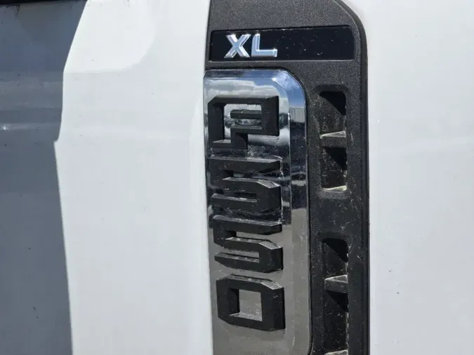 2023 Ford Super Duty F-550 DRW
